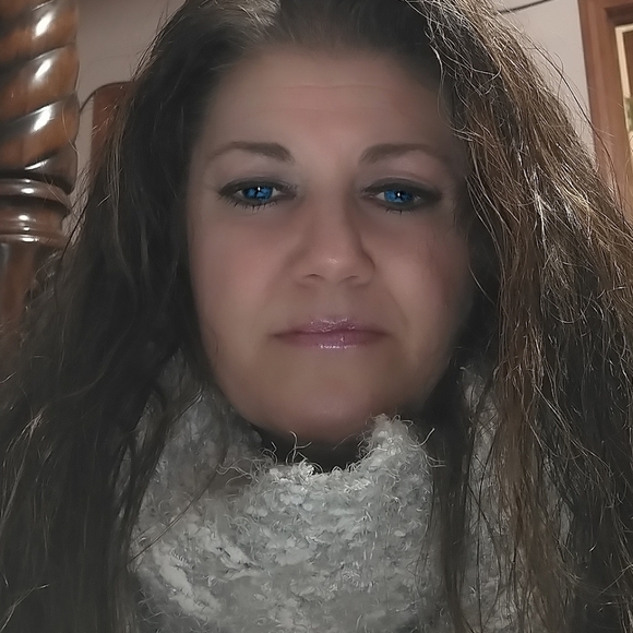 Meet your Posher, Vikki - Picture 4 of 12